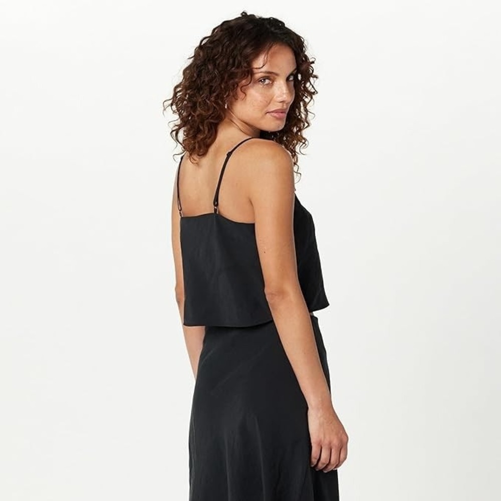 The Drop Women's Helia Relaxed Cropped Tank Top Black Small NWT - Picture 2 of 5
